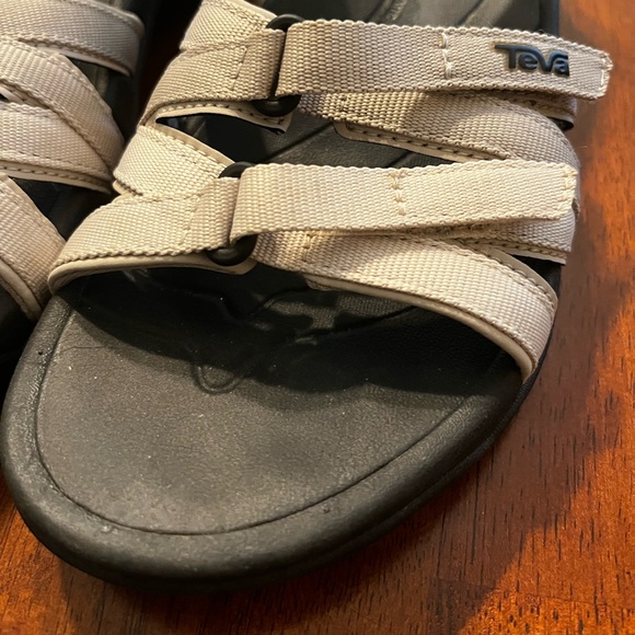TEVA Tirra Sport Sandals (size 6.5) - Picture 2 of 10